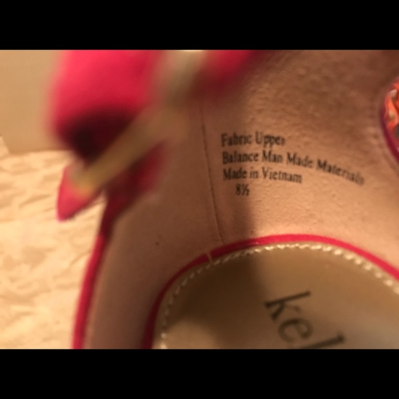 Pink heels - Picture 3 of 4